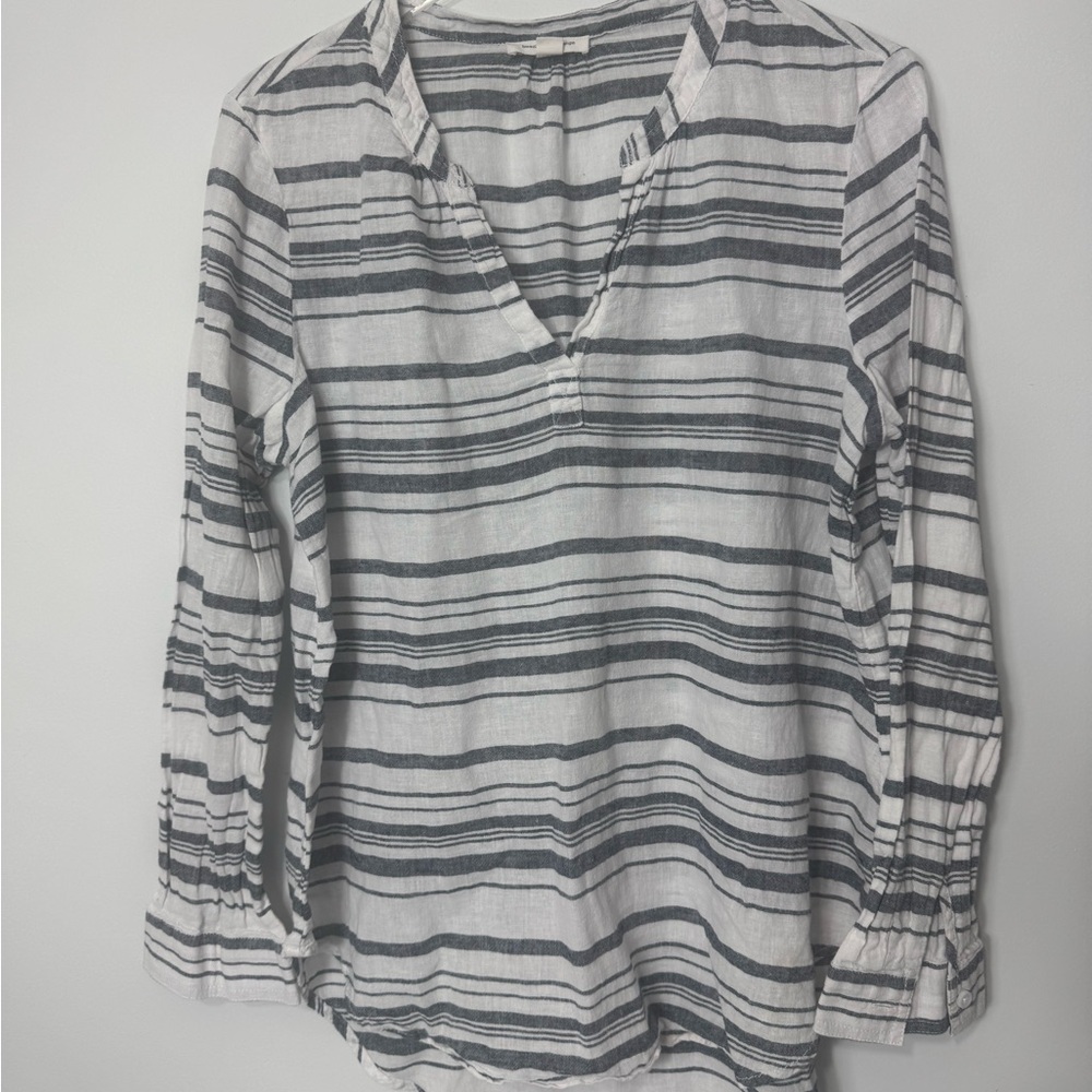 Beach Lunch Lounge linen/cotton v-neck shirt size large 2013